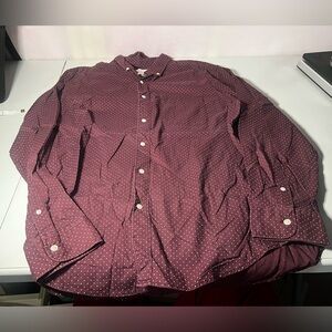 American eagle maroon with polka dots long sleeve button up shirt